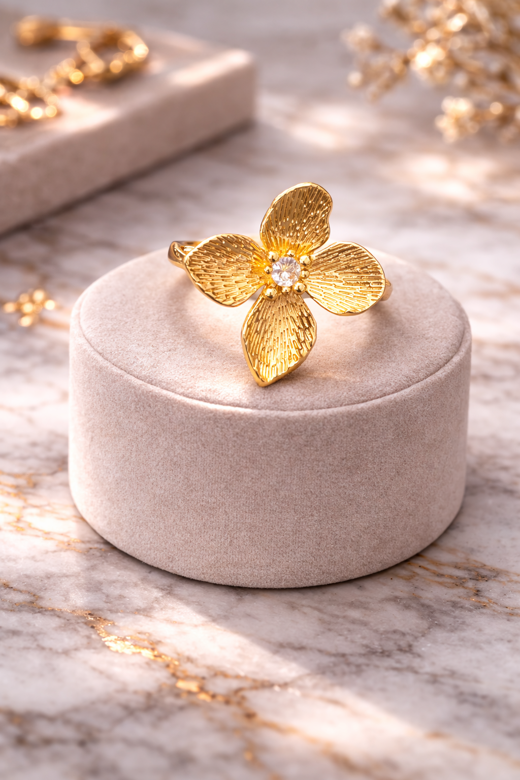 Anillo maxi flor circon