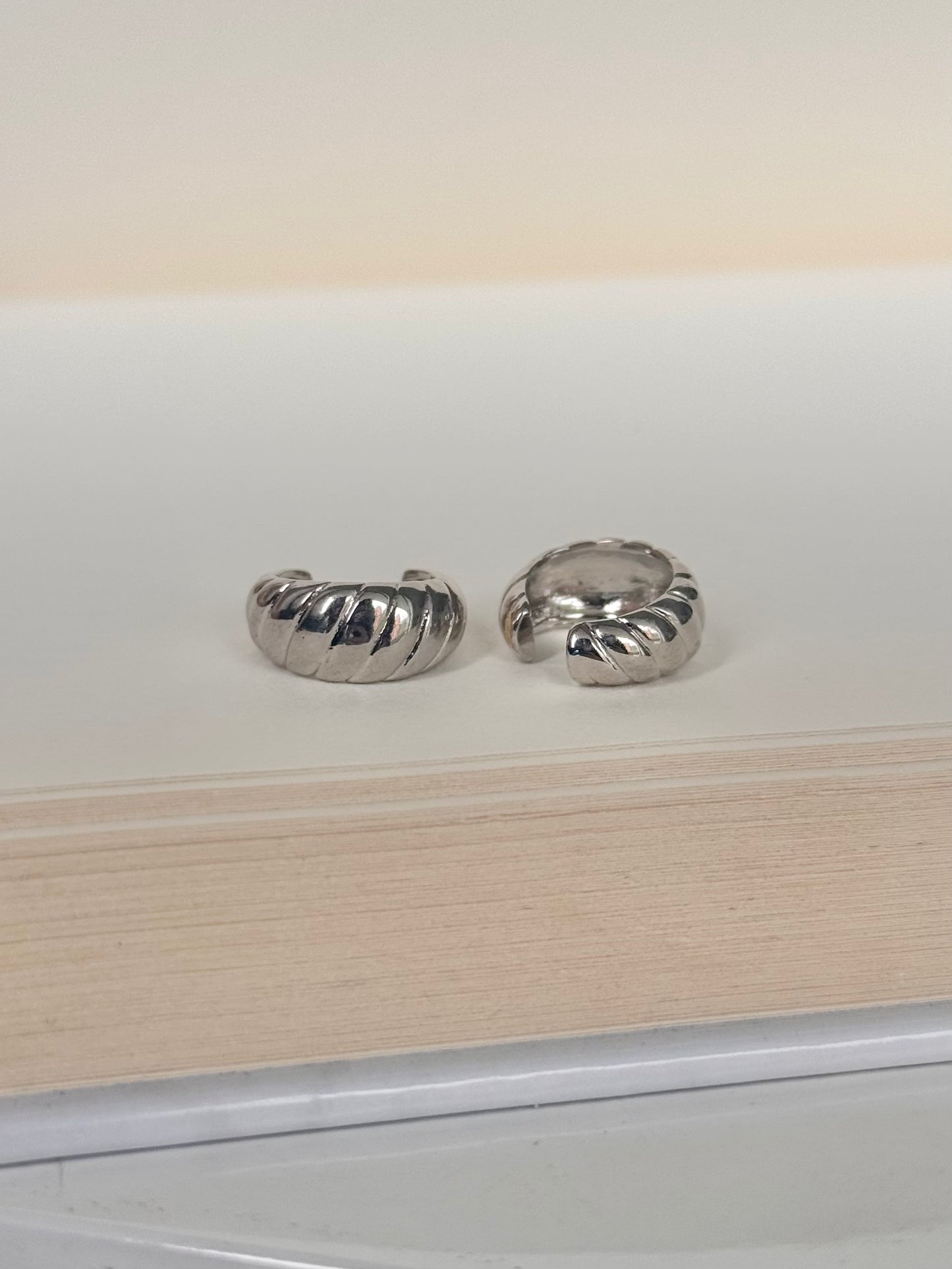 Earcuff croissant - Rodio, Plateado