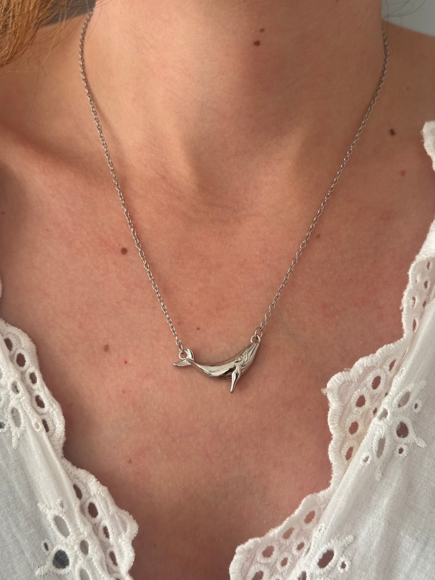 Set collar ballena plateada