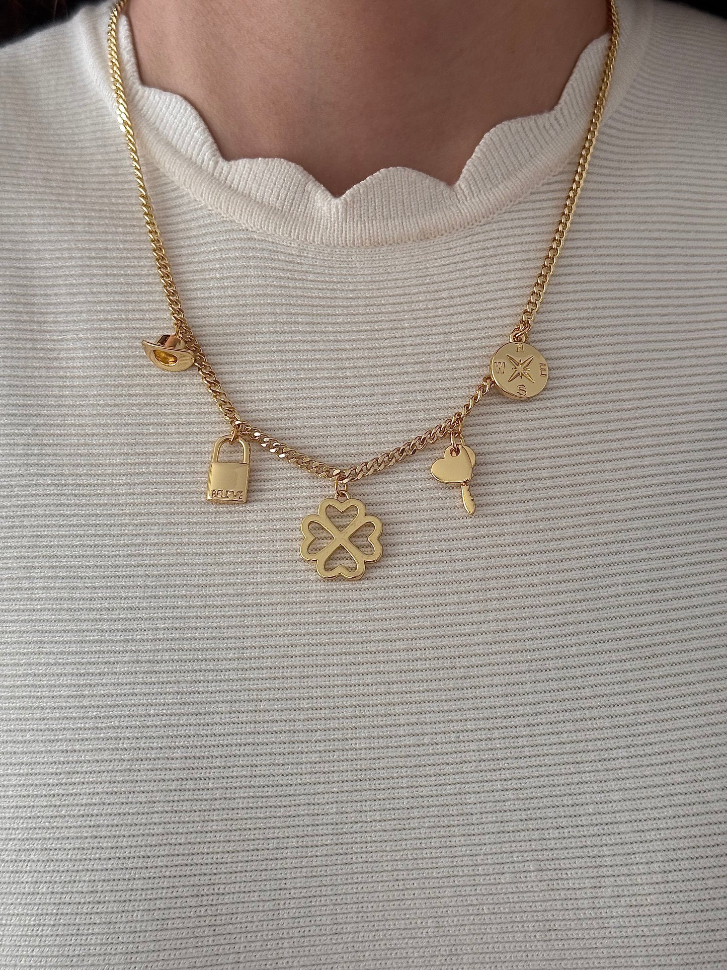 Collar mini charms luck