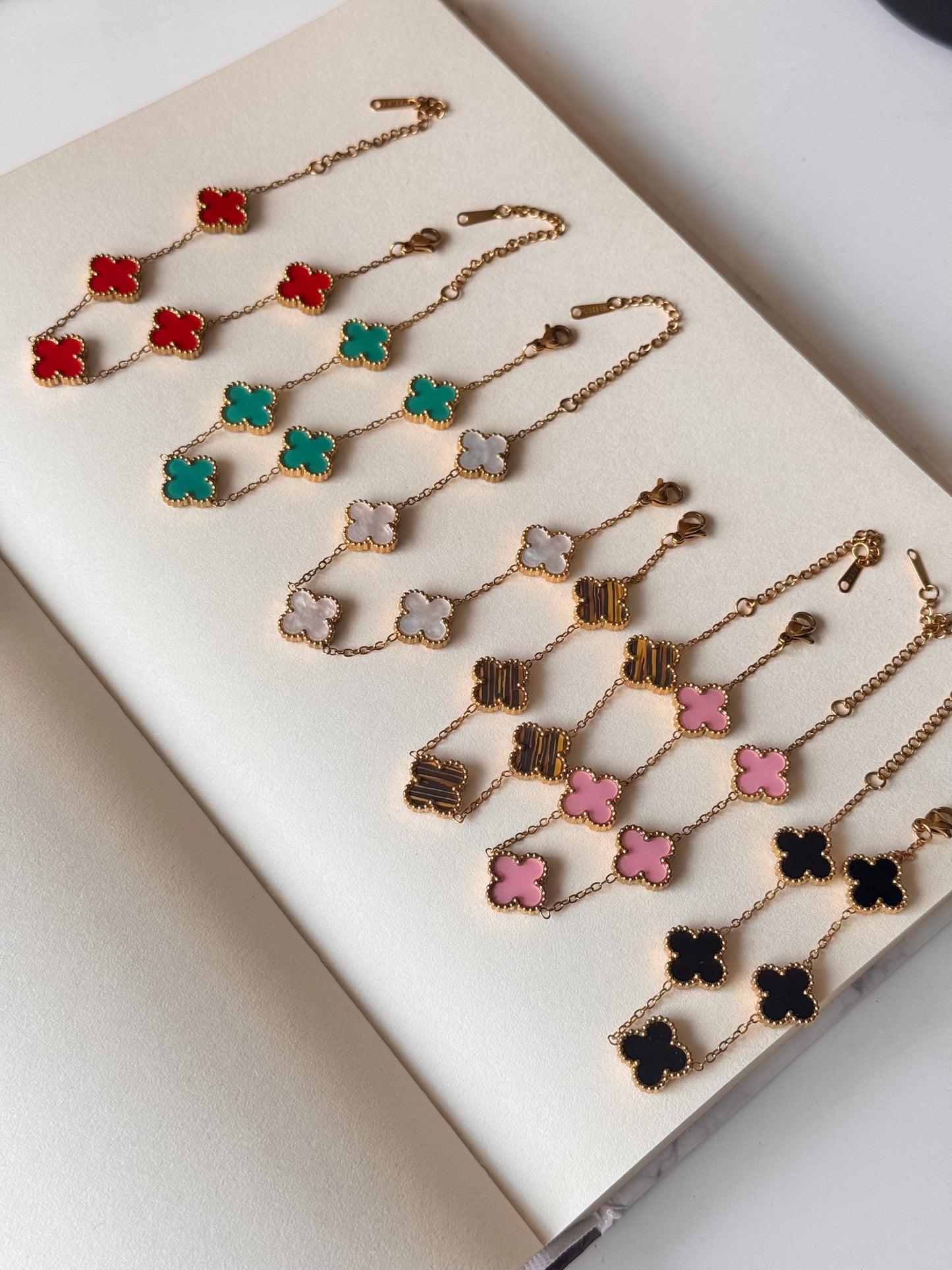 Pulsera trébol colores - rosado, Acero