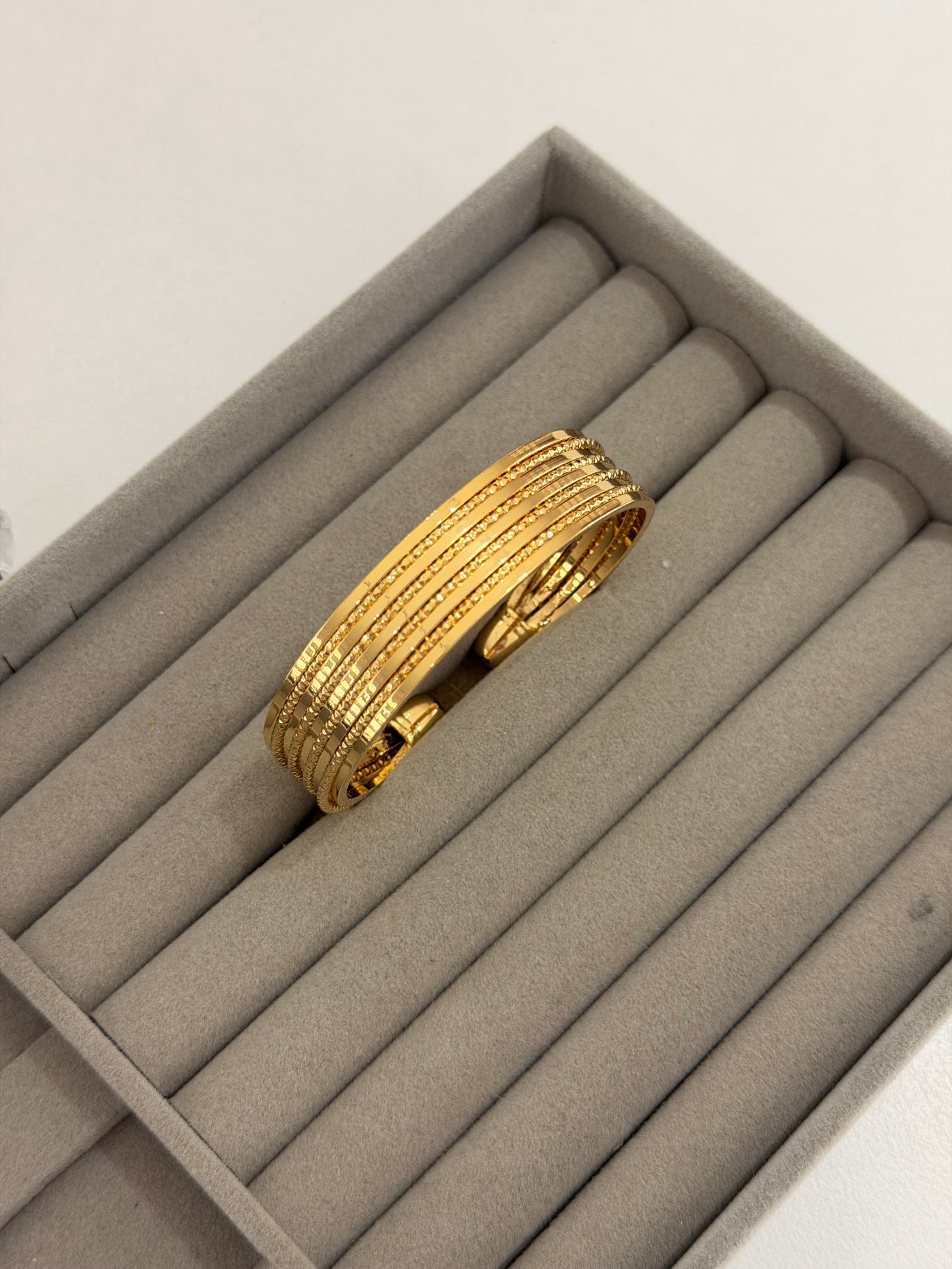 Pulsera líneas