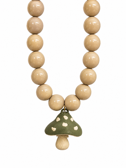 Collar XL hongo verde.