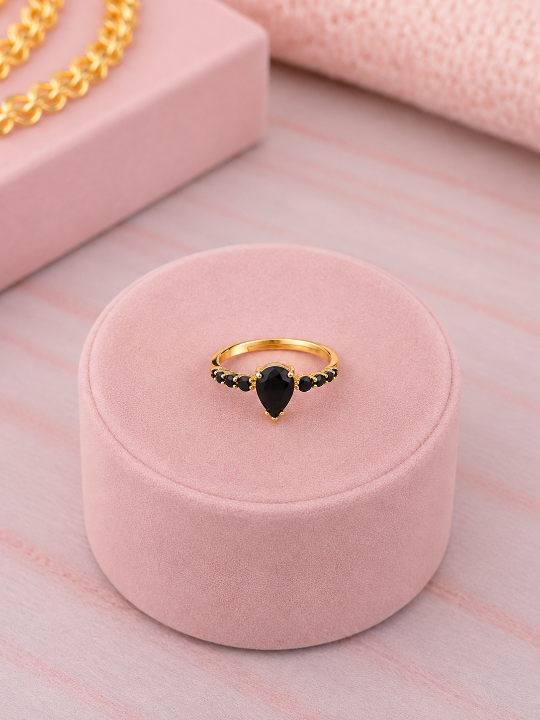 Anillo piedra negra