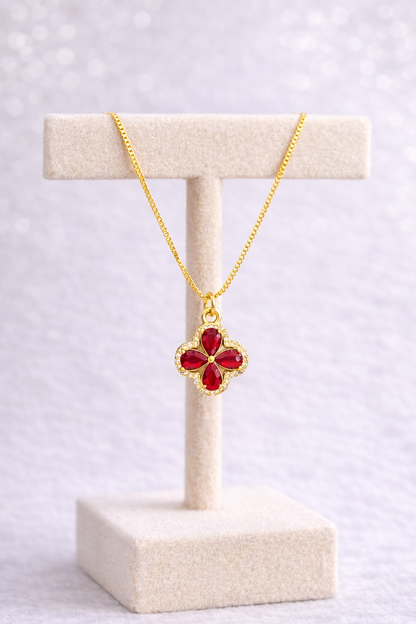 Cadena dije trébol rojo