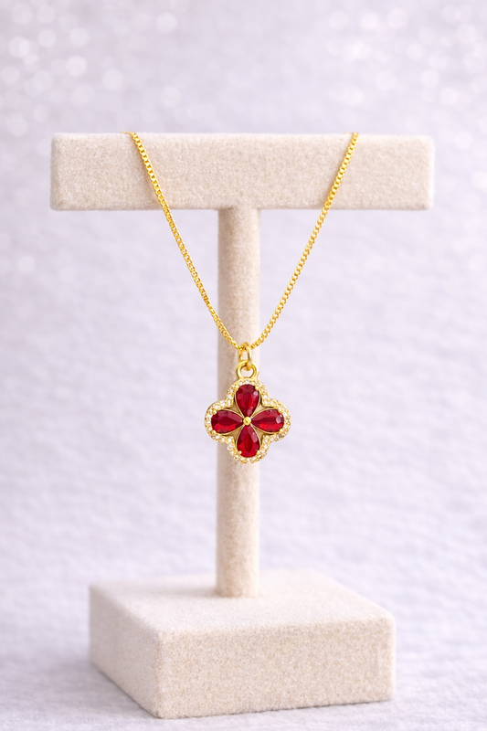 Cadena dije trébol rojo