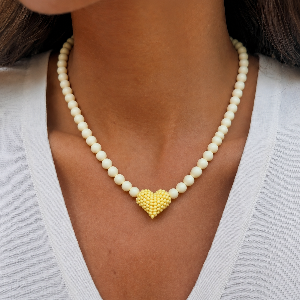 Collar chunk corazón tejido