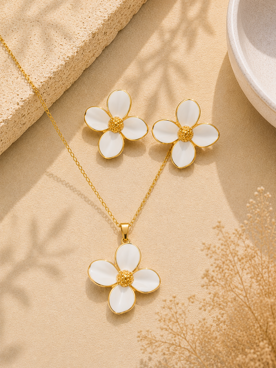 Set  collar flor blanco