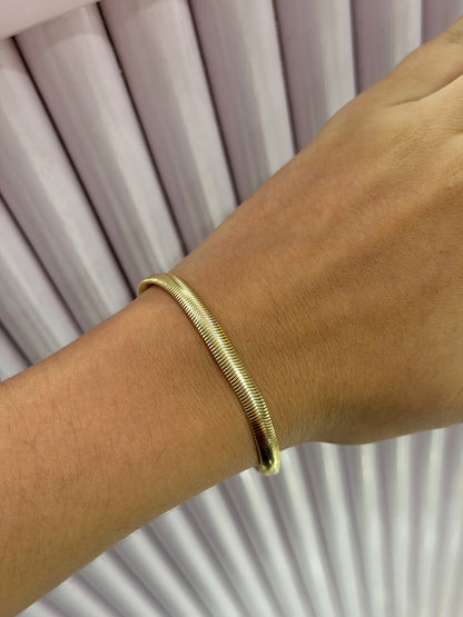 Pulsera serpiente delgada