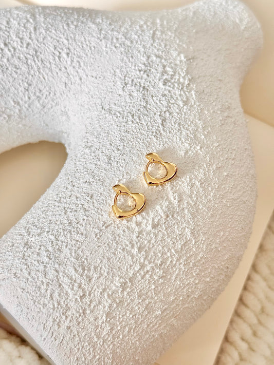 Mini hoop corazon perforado