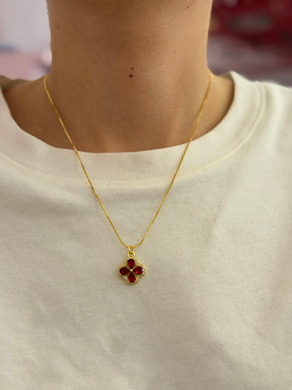 Cadena dije trébol rojo