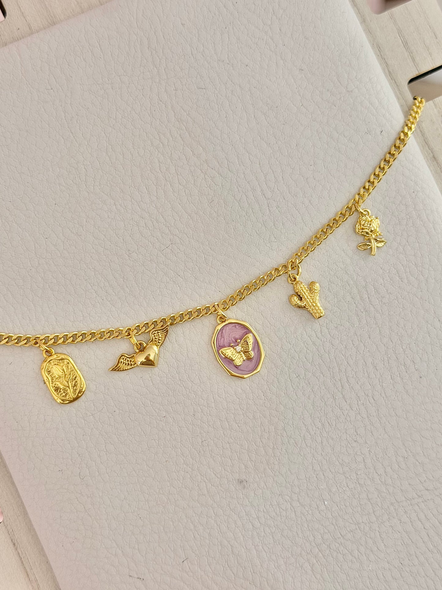 Collar mini charms mariposa