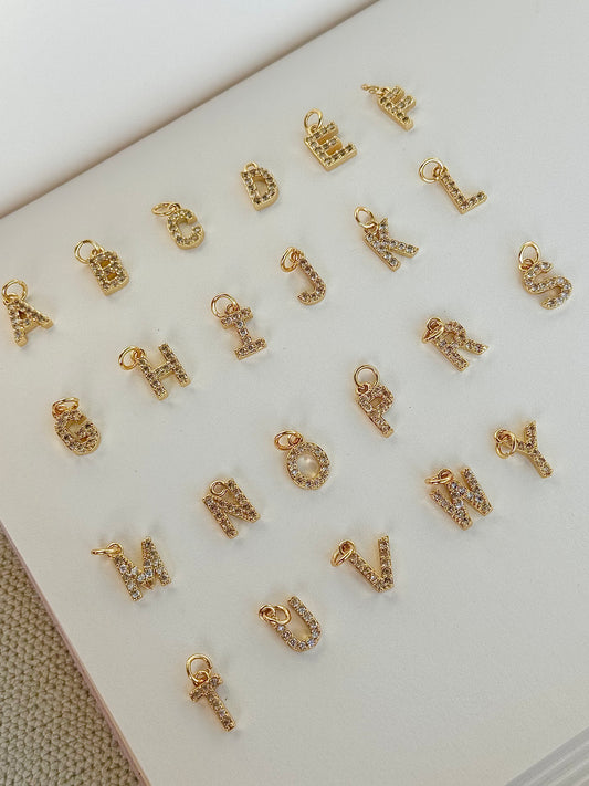 Collar letras Shiny - K